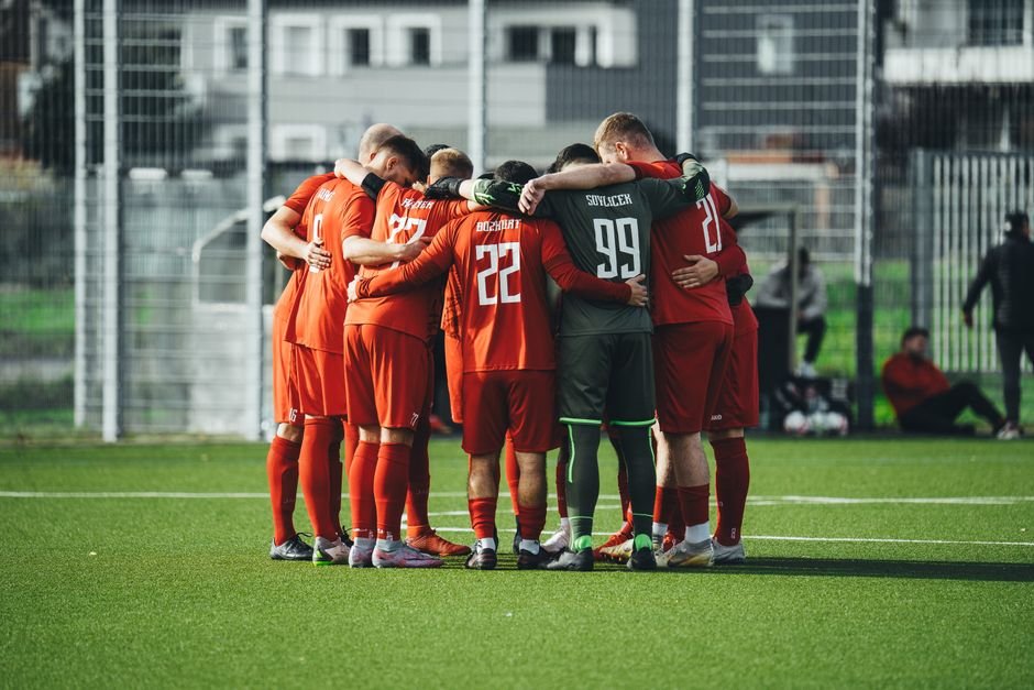Match Reports, Minus the Mascara: My Honest Tips & Trends for Game-Day Recaps